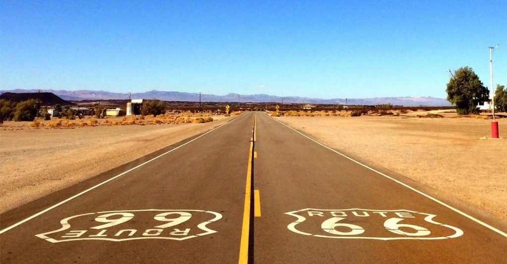 10 Best Scenic Road Trips in the USA