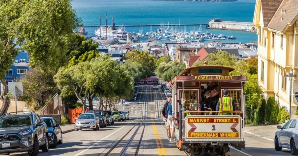 Solo Travel USA: Discover the Best Destinations to Explore Alone